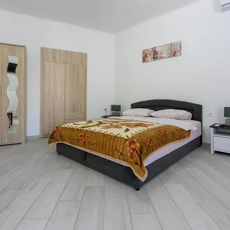 Apartment Studio *